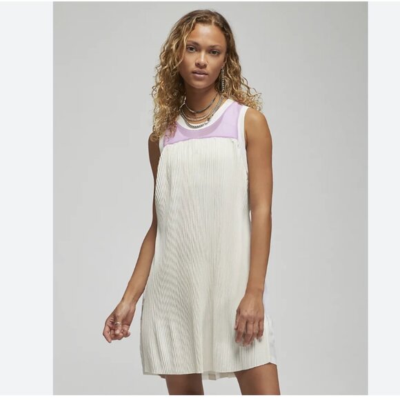 NWT $180 JORDAN 23 ENGINEERED WOMEN'S DRESS PLEATED BELTED - Picture 3 of 13